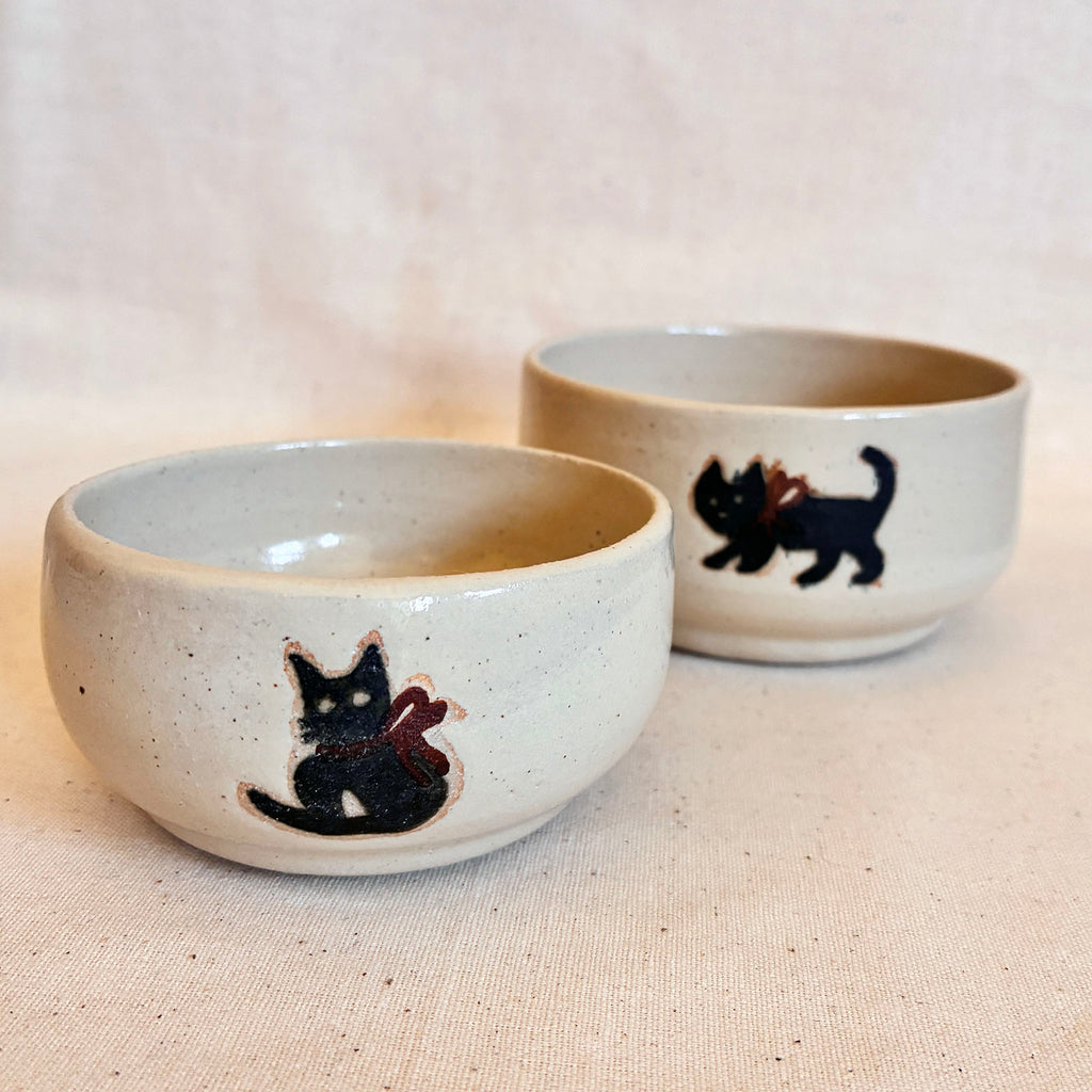 Stacking Snack Bowls Pair: Little Cats