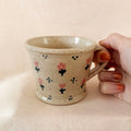 Taper Mug: Dotty Daisies